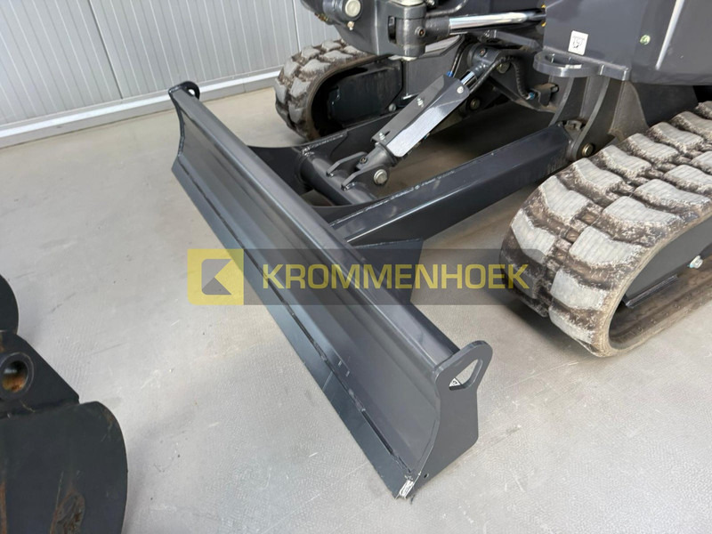 Miniekskavator i ri Bobcat E 50 z: foto 12