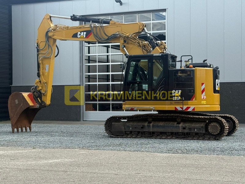Caterpillar 325 F LCR Oil Quick OQ70/55 - Ekskavator me zinxhirë: foto 3 Caterpillar 325 F LCR Oil Quick OQ70/55 - Ekskavator me zinxhirë: foto 3