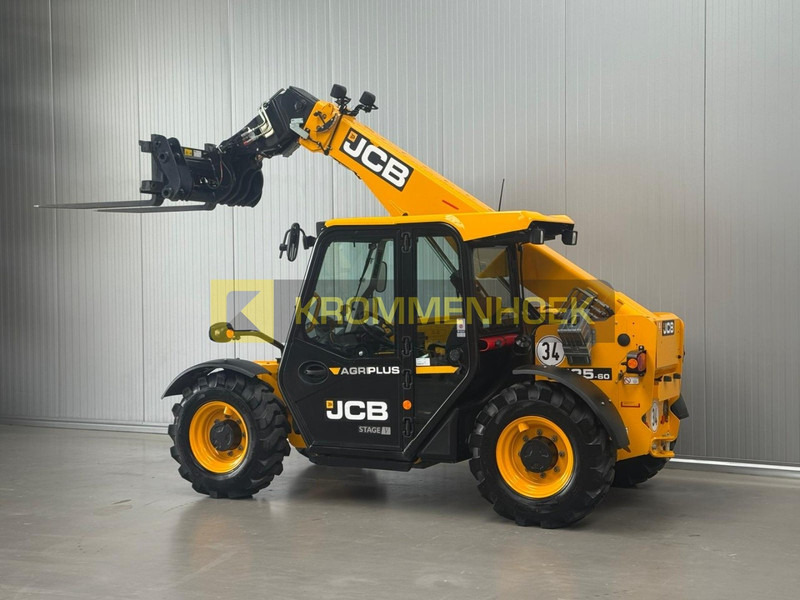 JCB 525-60 Agri plus - Ekskavator teleskopik: foto 3 JCB 525-60 Agri plus - Ekskavator teleskopik: foto 3