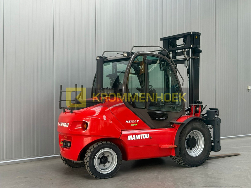 Manitou MSI 50 H - Pirun më naftë: foto 4 Manitou MSI 50 H - Pirun më naftë: foto 4