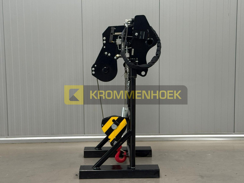 Manitou Winch 3 ton - Ekskavator teleskopik: foto 2 Manitou Winch 3 ton - Ekskavator teleskopik: foto 2