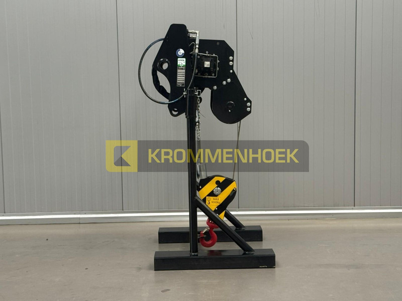 Manitou Winch 3 ton - Ekskavator teleskopik: foto 5 Manitou Winch 3 ton - Ekskavator teleskopik: foto 5