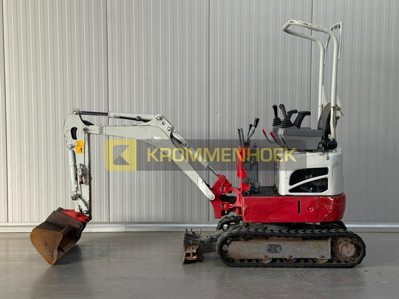 Takeuchi TB 210 R - Miniekskavator: foto 1 Takeuchi TB 210 R - Miniekskavator: foto 1