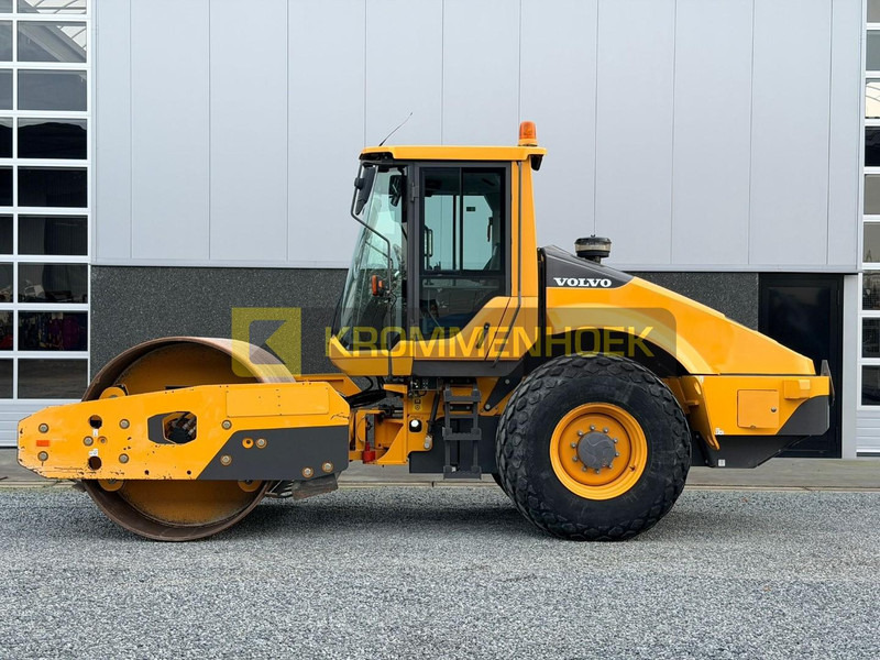 Volvo SD 135 B - Pllakë vibratori: foto 1 Volvo SD 135 B - Pllakë vibratori: foto 1