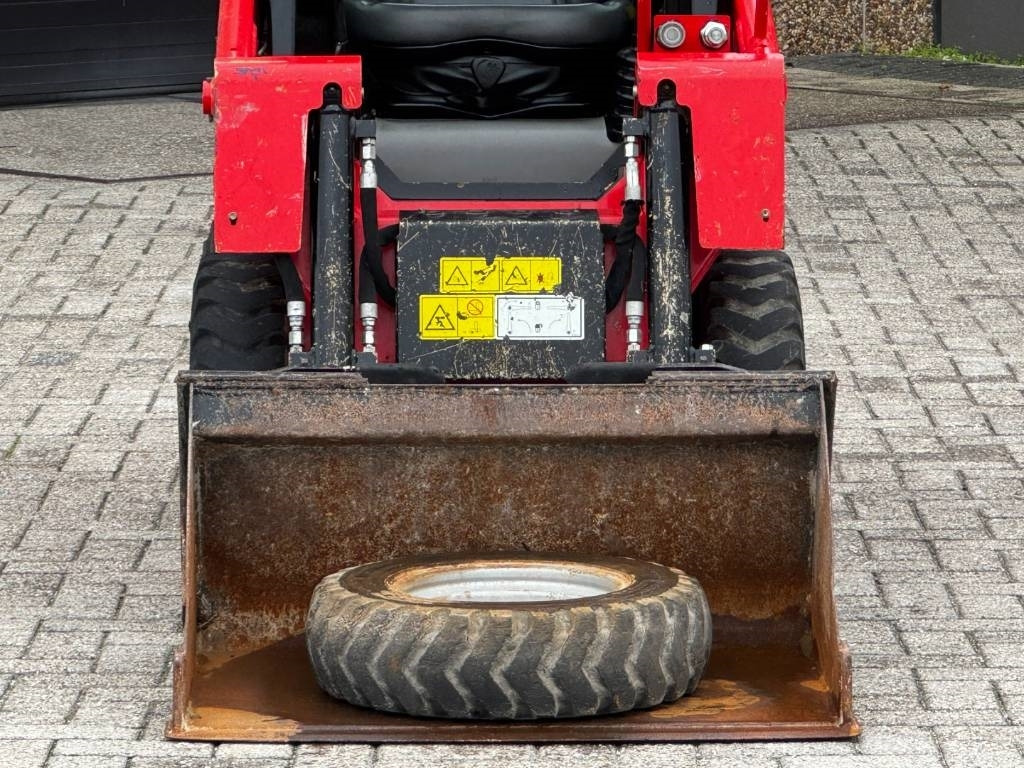 Manitou 850R, 2021, 365 hours! - Miniekskavator: foto 5 Manitou 850R, 2021, 365 hours! - Miniekskavator: foto 5