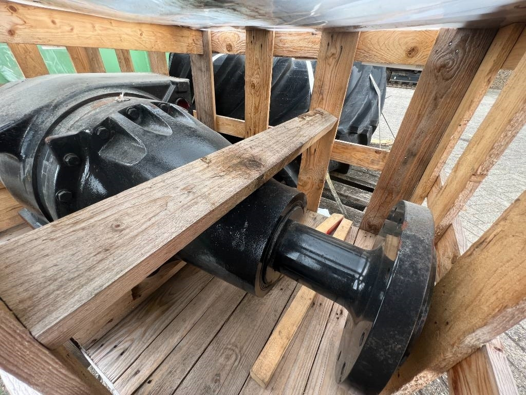 New Holland Front Axle New Holland T9 / Case Steiger - CNH - - Telajo/ Shasia për Makineri bujqësore: foto 5 New Holland Front Axle New Holland T9 / Case Steiger - CNH - - Telajo/ Shasia për Makineri bujqësore: foto 5