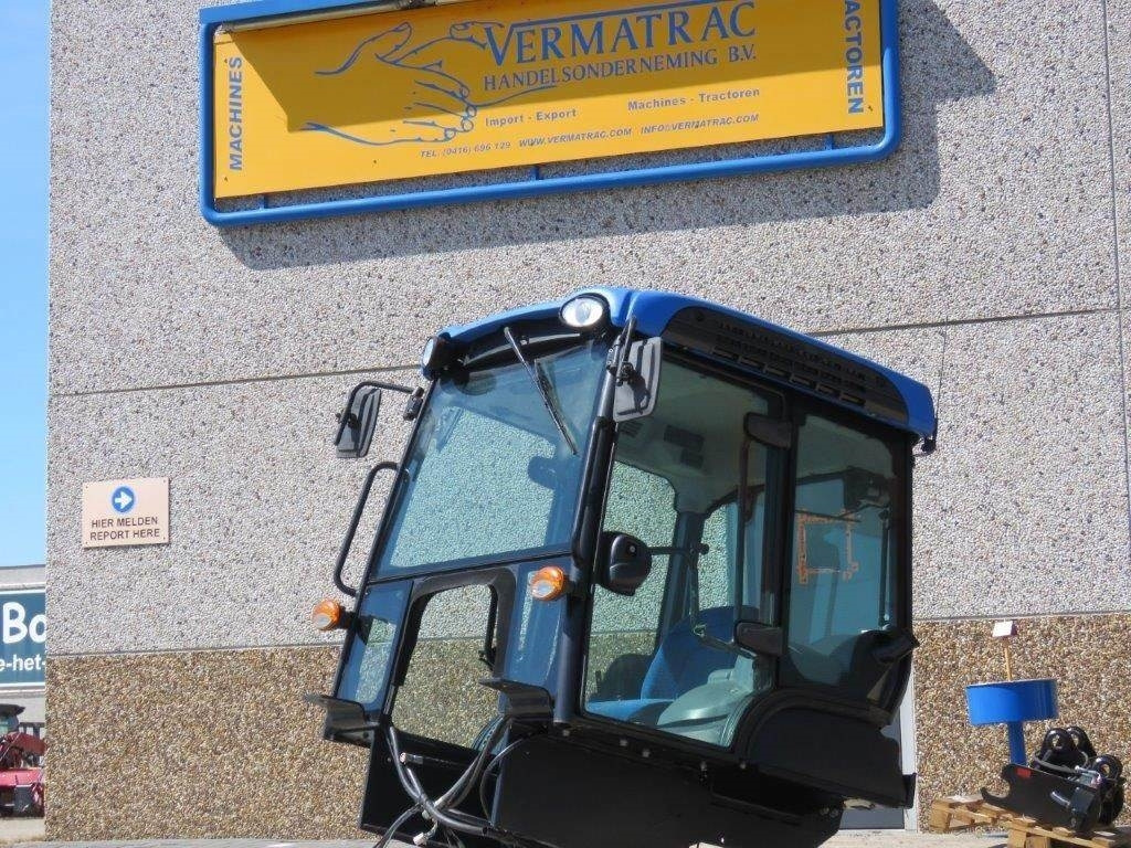 New Holland TK - Kabinë për Makineri ndërtimi: foto 1 New Holland TK - Kabinë për Makineri ndërtimi: foto 1