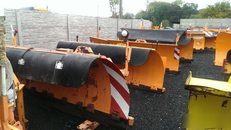 Schmidt Pług czołowy - Borëpastruese: foto 2 Schmidt Pług czołowy - Borëpastruese: foto 2