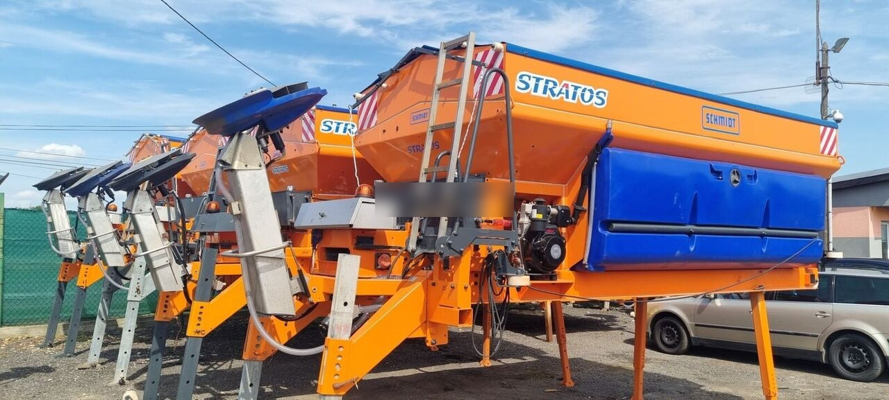 Schmidt odnowiona 2022 - Shpërndarës rëre/ Kripe për Mjet bujqësor/ Special: foto 1 Schmidt odnowiona 2022 - Shpërndarës rëre/ Kripe për Mjet bujqësor/ Special: foto 1