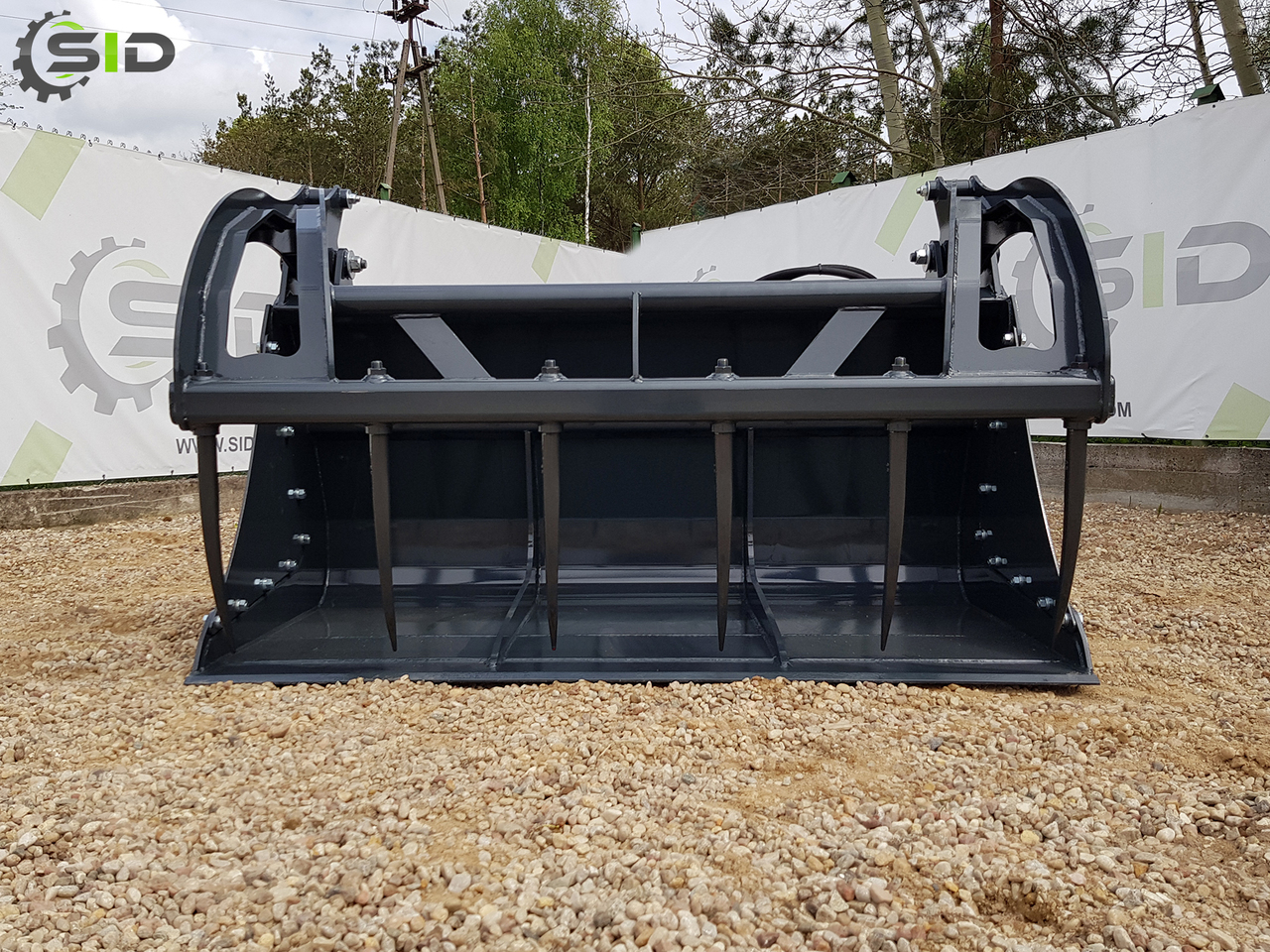 SID KROKODILSCHAUFEL GESCHMIEDETE ZINKEN XXL / Godet Crocodile BMS XXL / Crocodile grab bucket forged tines XXL 1,8 m SID - Pajisje silose: foto 2 SID KROKODILSCHAUFEL GESCHMIEDETE ZINKEN XXL / Godet Crocodile BMS XXL / Crocodile grab bucket forged tines XXL 1,8 m SID - Pajisje silose: foto 2