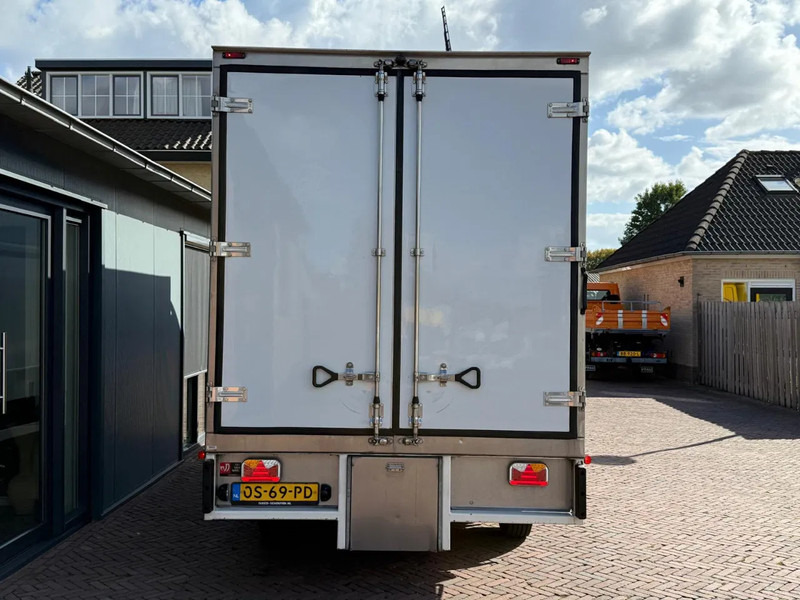 Iveco Daily 40C18 3.0 180PK Aut.Clixtar Koeler 2.6 ton Laadvm. BE License - Gjysmë-kamion: foto 4 Iveco Daily 40C18 3.0 180PK Aut.Clixtar Koeler 2.6 ton Laadvm. BE License - Gjysmë-kamion: foto 4