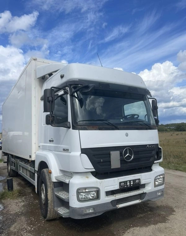 MERCEDES-BENZ AXOR PRZEBIEG TYLKO 322000 KM!!!! - Kamion izotermik: foto 1 MERCEDES-BENZ AXOR PRZEBIEG TYLKO 322000 KM!!!! - Kamion izotermik: foto 1