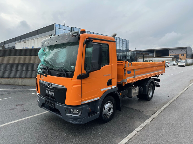 MAN TGL 12.250 4X2 BB CH Kiper - Kamion vetëshkarkues: foto 2 MAN TGL 12.250 4X2 BB CH Kiper - Kamion vetëshkarkues: foto 2