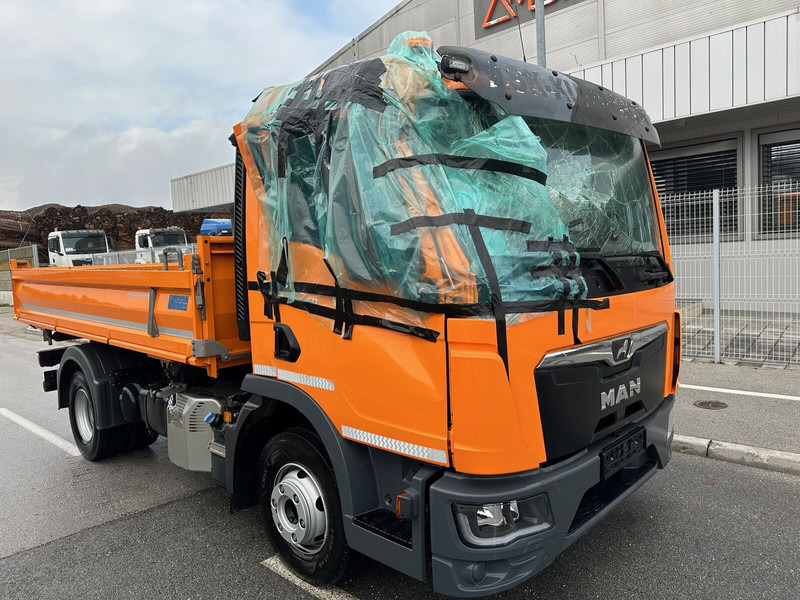 MAN TGL 12.250 4X2 BB CH Kiper - Kamion vetëshkarkues: foto 3 MAN TGL 12.250 4X2 BB CH Kiper - Kamion vetëshkarkues: foto 3