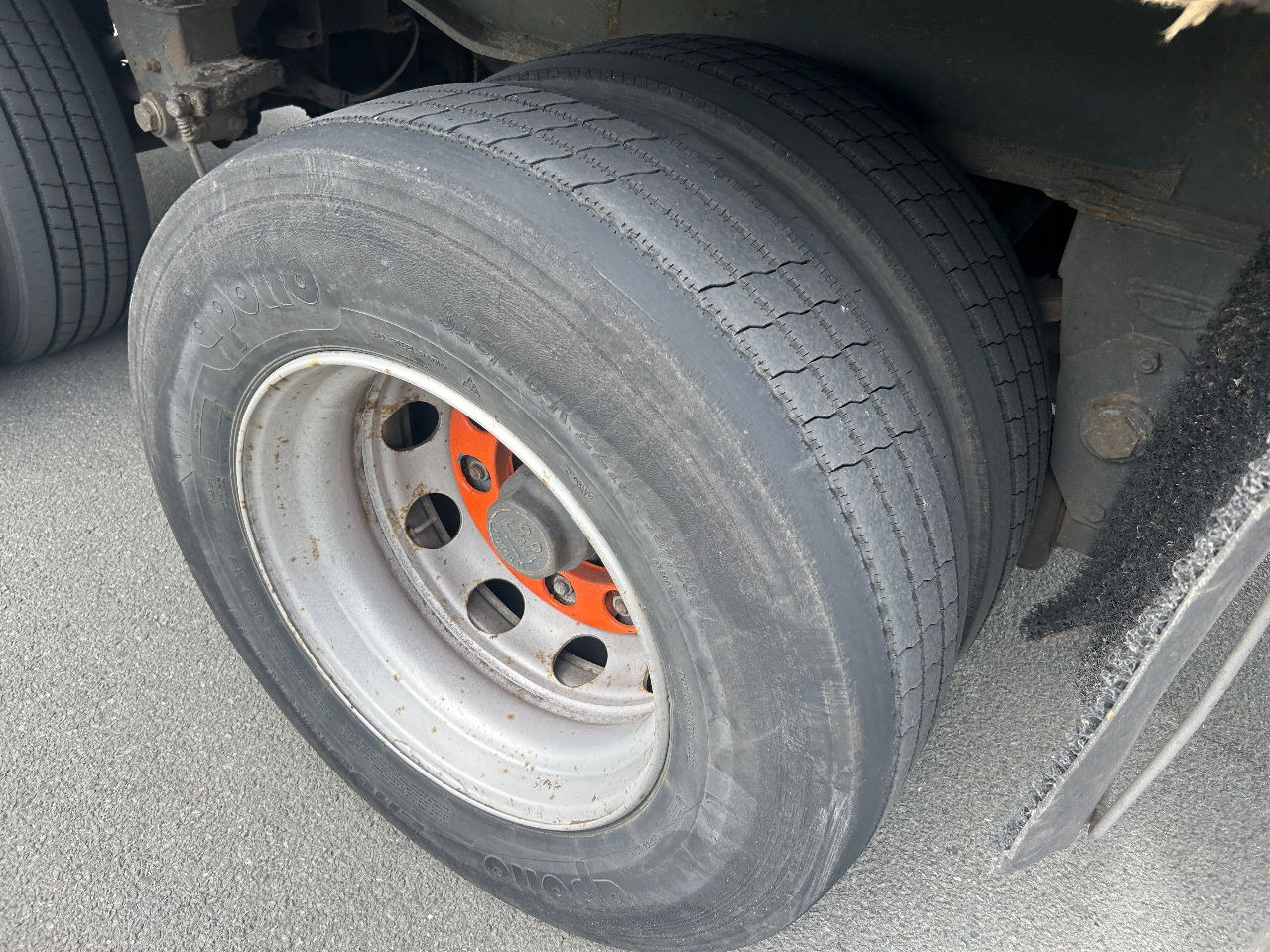 Floor Cityoplegger met Kooiaap - Gjysmë rimorkio me tendë: foto 4 Floor Cityoplegger met Kooiaap - Gjysmë rimorkio me tendë: foto 4
