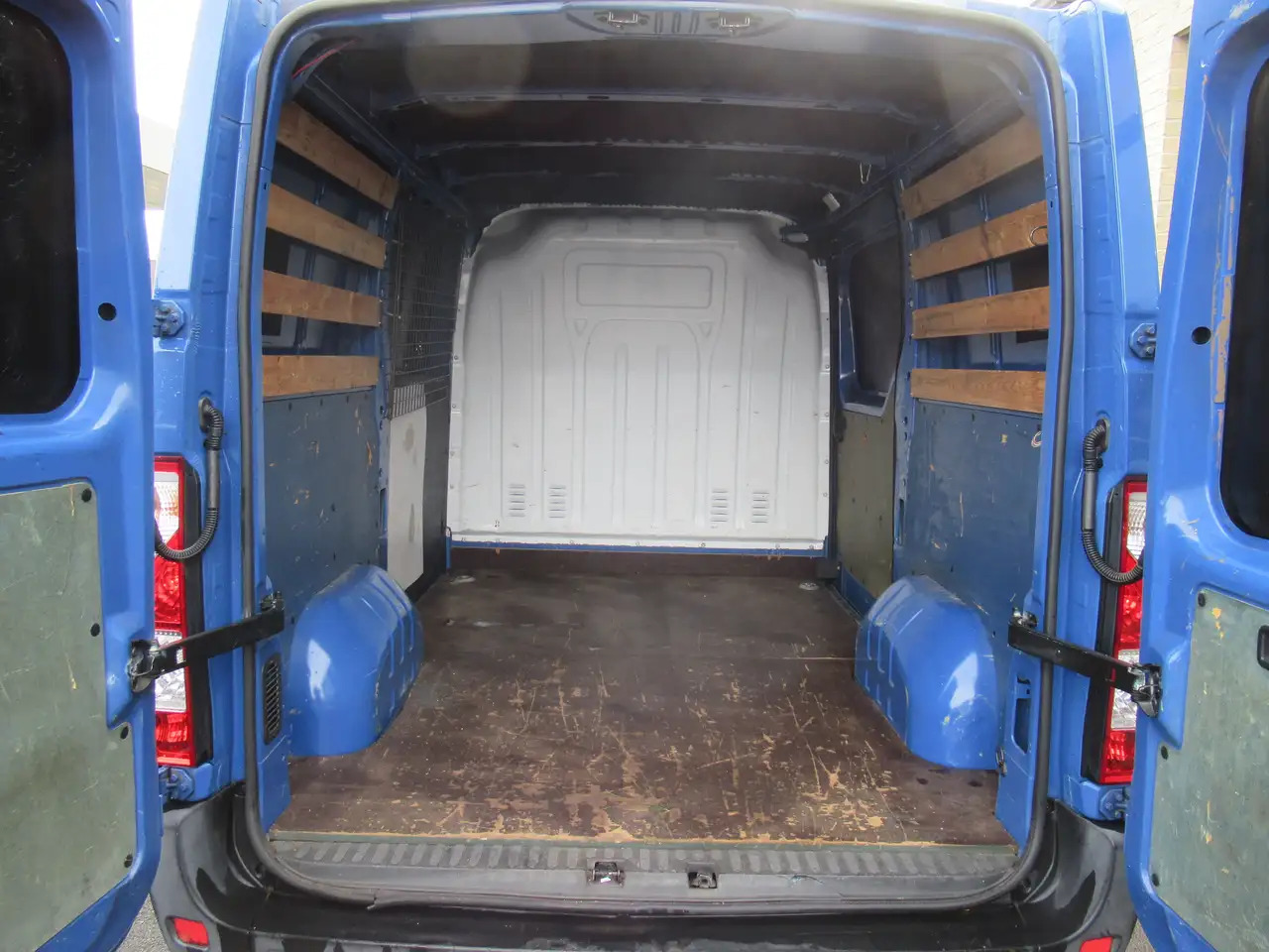 Opel Movano L1H1 - Makineritë e tjera: foto 5 Opel Movano L1H1 - Makineritë e tjera: foto 5