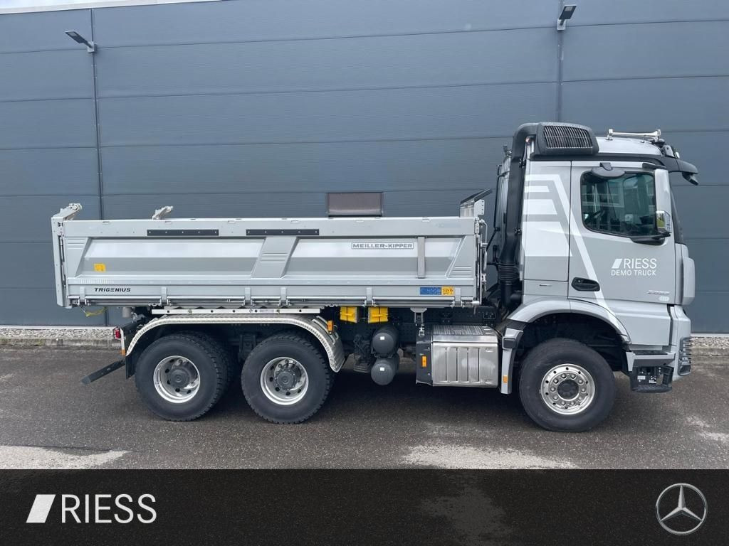 Mercedes-Benz Arocs 2653 K 6x4 - Kamion vetëshkarkues: foto 3 Mercedes-Benz Arocs 2653 K 6x4 - Kamion vetëshkarkues: foto 3