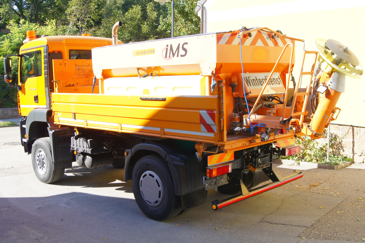 MAN TGA 18.310 BL 4x4/MEILLER/Salzstreuer/Winterdienst - Kamion vetëshkarkues: foto 3 MAN TGA 18.310 BL 4x4/MEILLER/Salzstreuer/Winterdienst - Kamion vetëshkarkues: foto 3