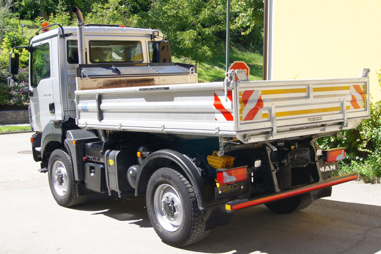 MAN TGM 13.290/4x4/TÜV/Euro 5/einzelbereift/Winterdienst - Kamion vetëshkarkues: foto 3 MAN TGM 13.290/4x4/TÜV/Euro 5/einzelbereift/Winterdienst - Kamion vetëshkarkues: foto 3