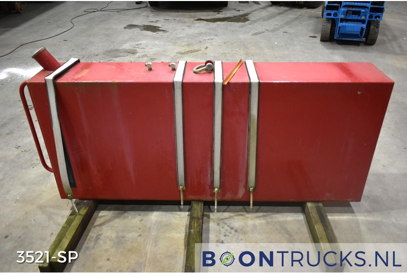 Onbekend BRANDSTOFTANK | L 30 x W 183 x H 77 cm * ca 400 L - Serbatori i karburantit: foto 2 Onbekend BRANDSTOFTANK | L 30 x W 183 x H 77 cm * ca 400 L - Serbatori i karburantit: foto 2