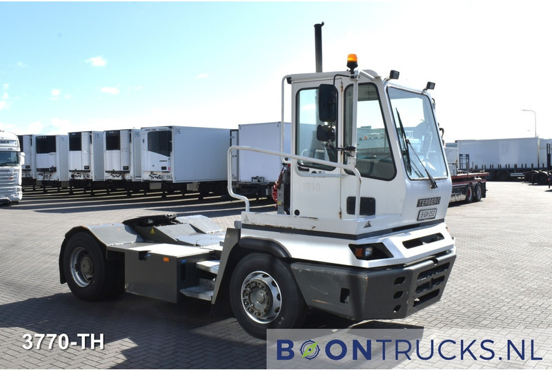 Terberg YT222 4x2 | TERMINAL TRUCK * NL KENTEKEN - Traktor terminal: foto 3 Terberg YT222 4x2 | TERMINAL TRUCK * NL KENTEKEN - Traktor terminal: foto 3