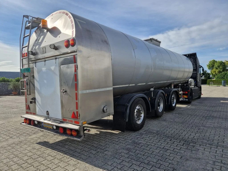 G.magyar 36000 liter geïsoleerde intra / melk tankoplegger met VSE Besturing en pomp - Gjysmë rimorkio me bot: foto 3 G.magyar 36000 liter geïsoleerde intra / melk tankoplegger met VSE Besturing en pomp - Gjysmë rimorkio me bot: foto 3
