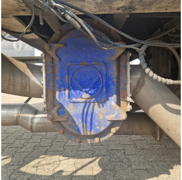 Gjysmë rimorkio me bot zvvz 38000 liter aluminium GMP, veevoeder onderlosser met Vogelsang pomp: foto 9