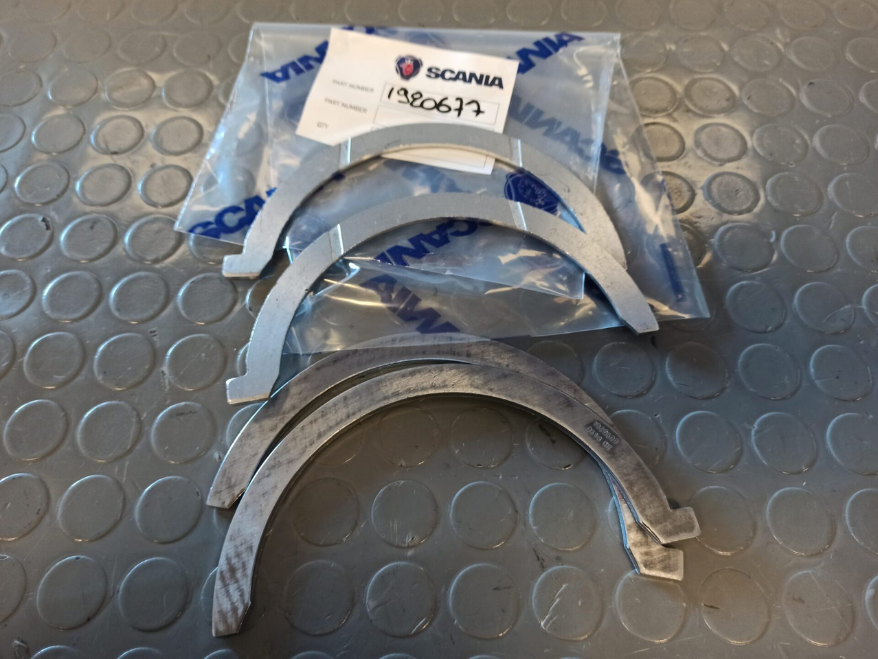 SCANIA THRUST BEARING - 1920677 - Kushineta e motorit për Kamioni: foto 1 SCANIA THRUST BEARING - 1920677 - Kushineta e motorit për Kamioni: foto 1