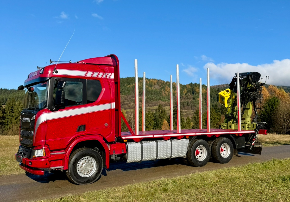 SCANIA R520 XT - Kamion për transport druri, Kamion me vinç: foto 2 SCANIA R520 XT - Kamion për transport druri, Kamion me vinç: foto 2