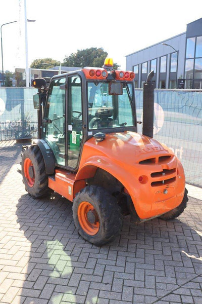 AUSA C250HX4 - Ngarkues me pirun për terren të ashpër: foto 4 AUSA C250HX4 - Ngarkues me pirun për terren të ashpër: foto 4