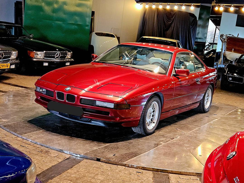 BMW 850iA - Veturë: foto 1 BMW 850iA - Veturë: foto 1