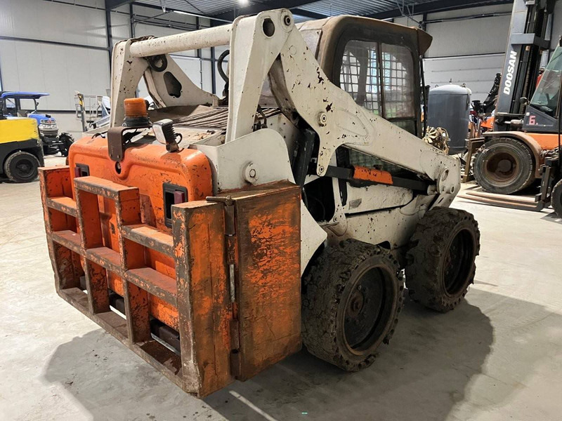 Bobcat S590 - Fadrom me goma: foto 5 Bobcat S590 - Fadrom me goma: foto 5