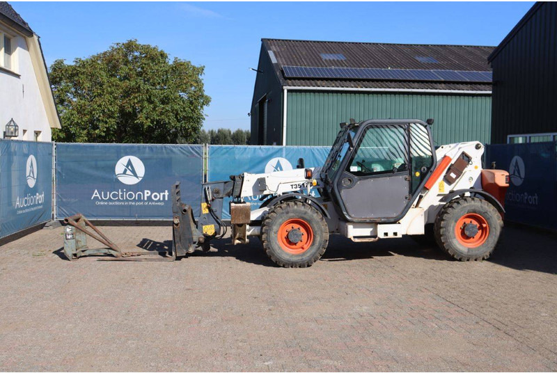 Bobcat T35120SL - Ekskavator teleskopik: foto 1 Bobcat T35120SL - Ekskavator teleskopik: foto 1