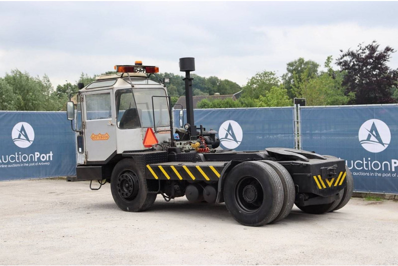 DAF - Traktor terminal: foto 3 DAF - Traktor terminal: foto 3