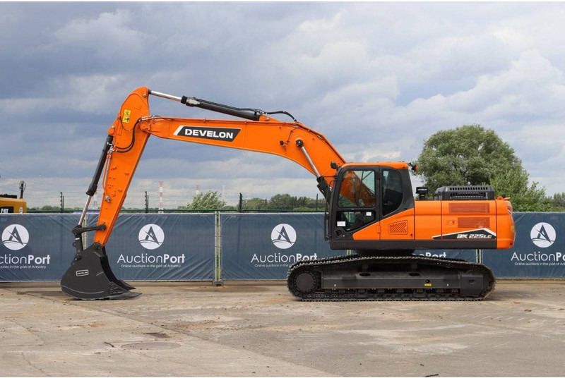 DX225LC-7M - Ekskavator me zinxhirë: foto 2 DX225LC-7M - Ekskavator me zinxhirë: foto 2