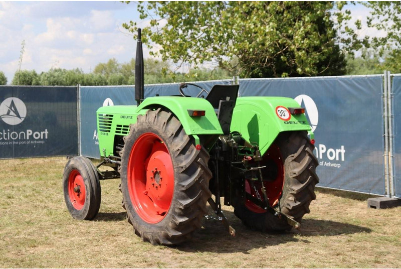 Deutz Fahr D6806 - Traktor: foto 4 Deutz Fahr D6806 - Traktor: foto 4