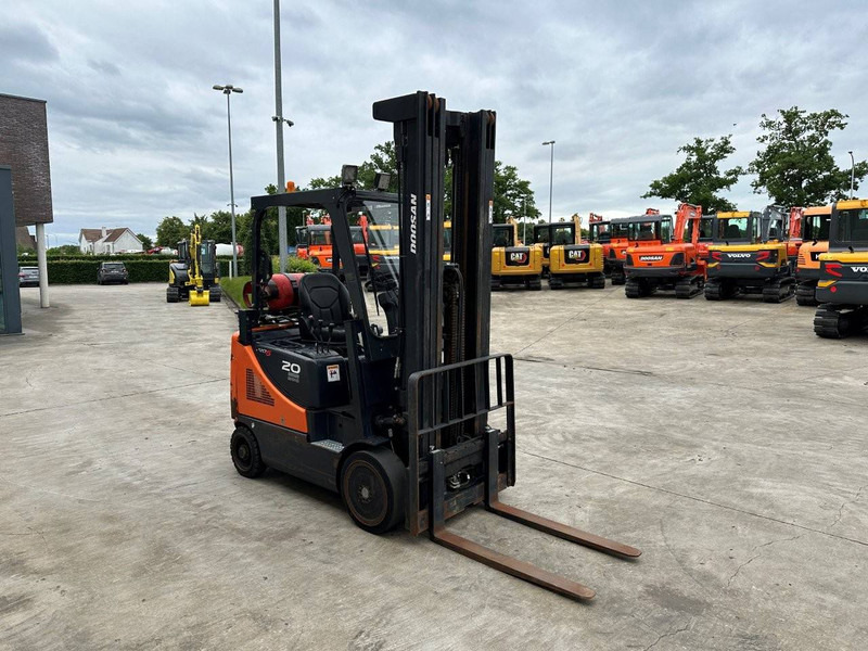 Doosan GC20E-5 - Pirun më gaz: foto 3 Doosan GC20E-5 - Pirun më gaz: foto 3