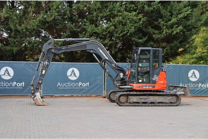 Eurocomach ES 85 ZT4 - Ekskavator me zinxhirë: foto 1 Eurocomach ES 85 ZT4 - Ekskavator me zinxhirë: foto 1