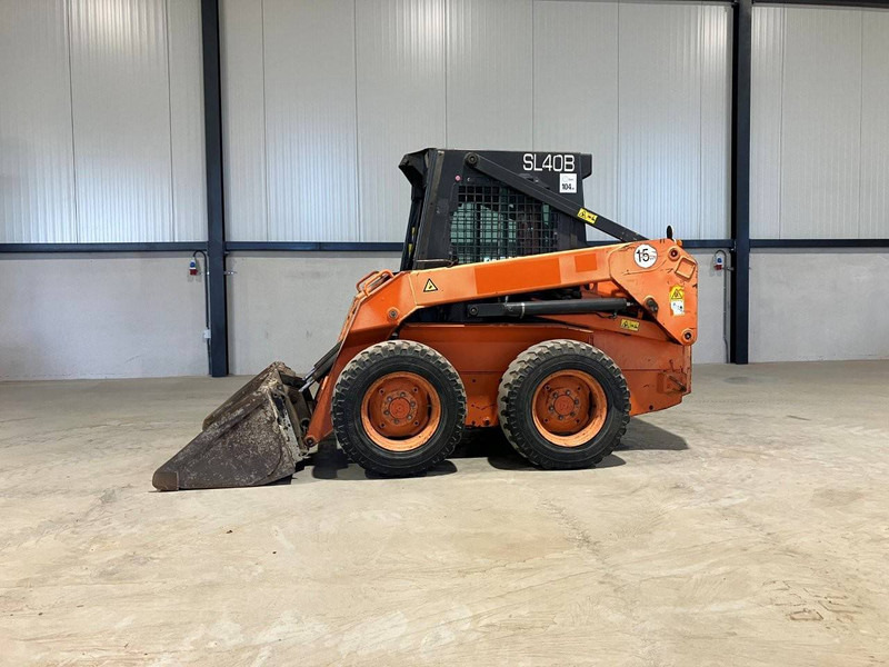 Fiat Kobelco SL 0BH - Fadrom me goma: foto 2 Fiat Kobelco SL 0BH - Fadrom me goma: foto 2