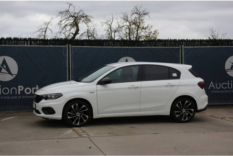 Fiat Tipo - Sedan: foto 1 Fiat Tipo - Sedan: foto 1