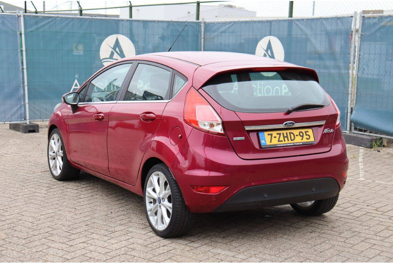 Ford Fiesta - Sedan: foto 4 Ford Fiesta - Sedan: foto 4