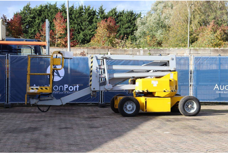 Genie Z-45/22 - Krah me çernjerë: foto 1 Genie Z-45/22 - Krah me çernjerë: foto 1