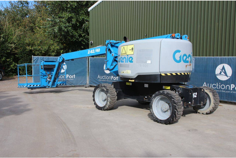 Genie Z-62/40 - Krah me çernjerë: foto 3 Genie Z-62/40 - Krah me çernjerë: foto 3