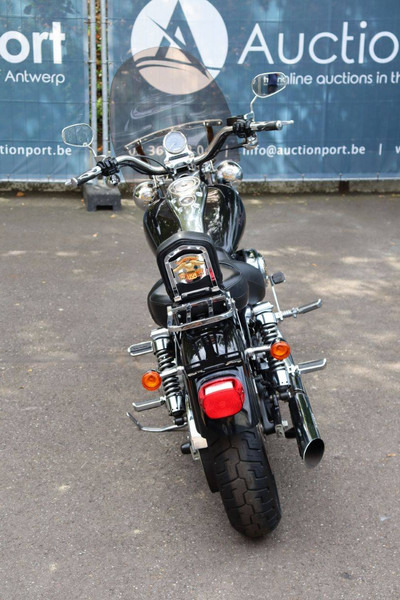 Harley-Davidson Dyna Super Glide Custom - Motoçikleta: foto 5 Harley-Davidson Dyna Super Glide Custom - Motoçikleta: foto 5