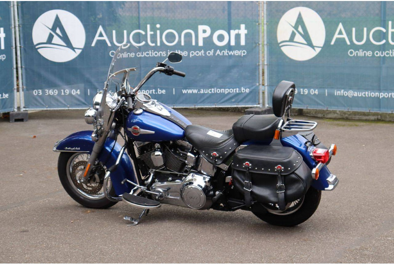 Harley-Davidson Heritage Softail Classic - Motoçikleta: foto 3 Harley-Davidson Heritage Softail Classic - Motoçikleta: foto 3