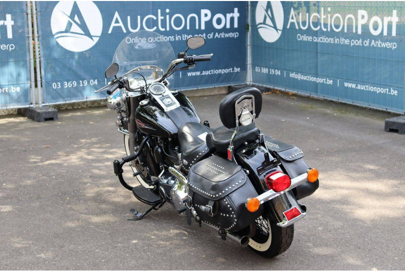 Harley-Davidson Heritage Softail Classic - Motoçikleta: foto 4 Harley-Davidson Heritage Softail Classic - Motoçikleta: foto 4