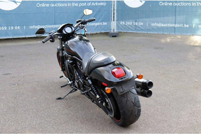 Harley-Davidson Night Rod Special - Motoçikleta: foto 4 Harley-Davidson Night Rod Special - Motoçikleta: foto 4