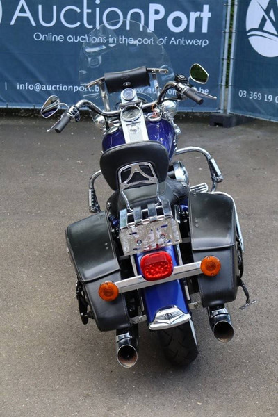 Harley-Davidson Road King Classic Touring - Motoçikleta: foto 5 Harley-Davidson Road King Classic Touring - Motoçikleta: foto 5