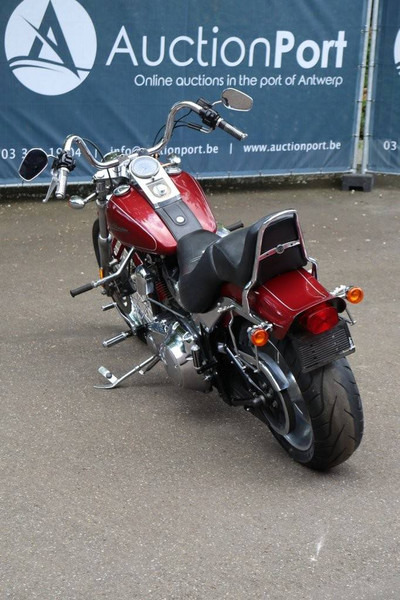 Harley-Davidson Softail Custom - Motoçikleta: foto 4 Harley-Davidson Softail Custom - Motoçikleta: foto 4
