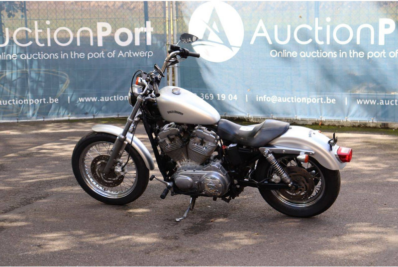 Harley-Davidson Sportster XL 883 Roadster - Motoçikleta: foto 3 Harley-Davidson Sportster XL 883 Roadster - Motoçikleta: foto 3